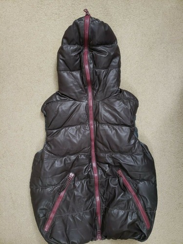 Nwt duvetica mens - nwt,