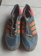 Paire de chaussures (Pointes) d'athlétisme Adidas made in FRANCE, modèle WINNER