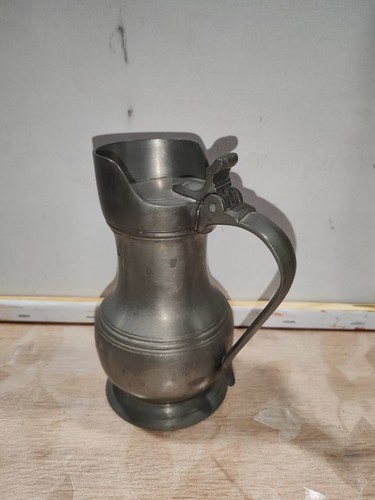 Ancien récipient pichet - ancien,