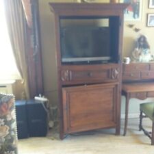 Meuble homme debout style normand en chêne