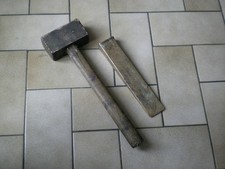 Outil ancien, une massette et