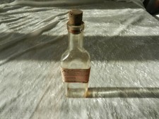 Ancienne bouteille fiole en