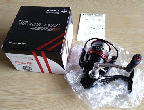 Moulinet toupie daiwa black - moulinet,