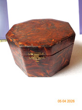 Flacon de parfum ancien  En