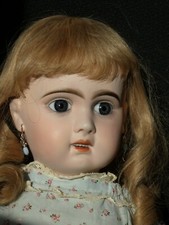 Poupée ancienne: Jolie Jumeau