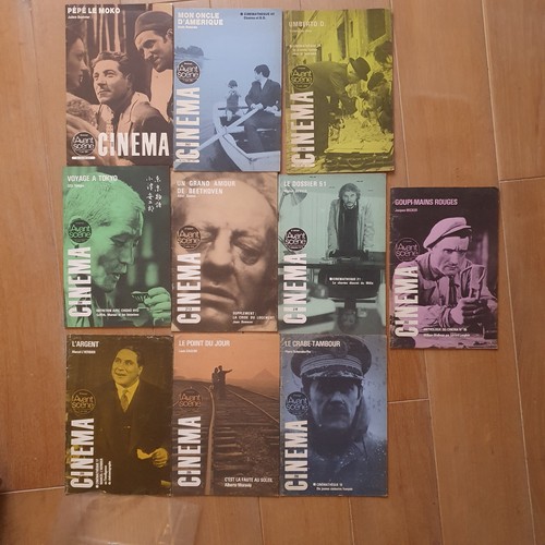 Lot revues avant - 13, scene