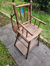 Chaise haute enfant en bois