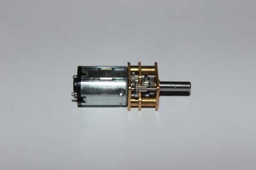 Moteur réducteur mini - À,