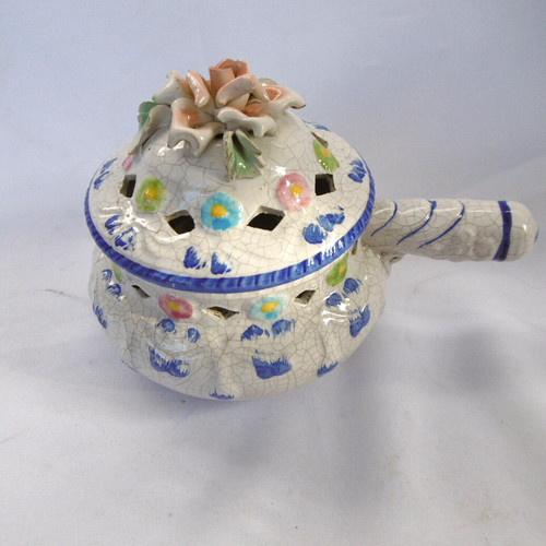 Pique fleurs porcelaine - fleurs,