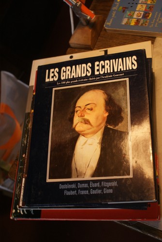 Les grands écrivains - les, tome