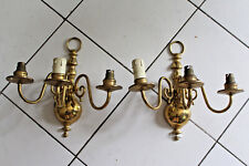 PAIRE APPLIQUES STYLE HOLLANDAISES EN BRONZE DORE 3 FEUX ELECTRIFIEES