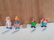 (106) lot de 2 figurines au choix  série astérix kinder montable France 1991