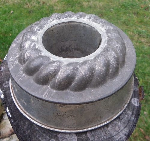 Moule gâteau ancien - À, en
