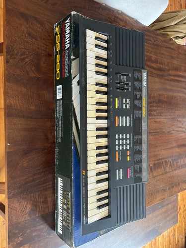 Piano synthétiseur yamaha pss - yamaha,