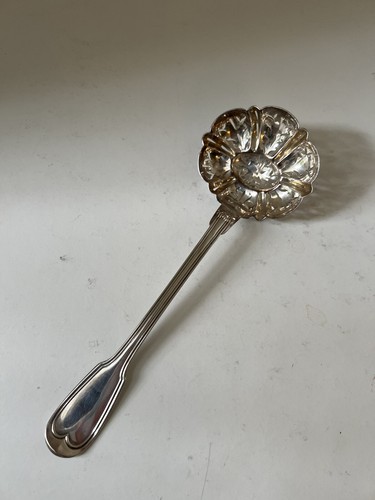 Belle cuillère saupoudreuse