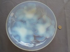 Ancien plat en verre opalescent signé ETLING France 146