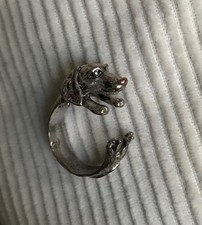 Bague en metal argente en