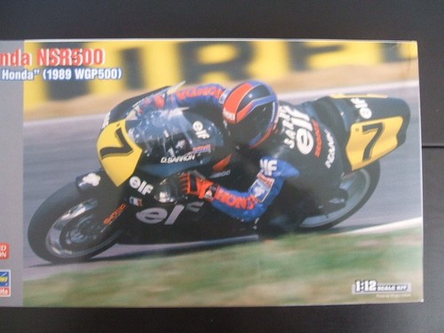Maquette moto tres beau - maquette,