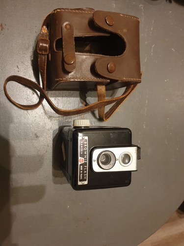 Appareil photo kodak brownie - photo,