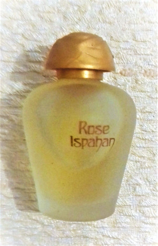Yves rocher rose - rocher, ispahan