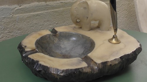 Gros cendrier statue - gros,