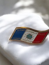Pin's vintage Olympique de