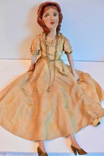 POUPÉE DE SALON / S0FA ANCIENNE - 75 cm - ACCIDENTS MAINS