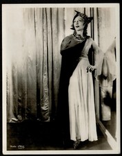 Cécile Sorel. Photographe Studio Iris. Vers 1925. 18 cm x 23 cm. Cinéma #2