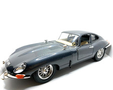 ✅Voiture 1/18 Bburago Jaguar