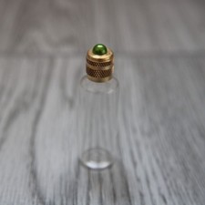 5.7 cm de haut, fiole de sac en verre, miniature transparente en verre