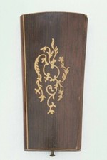 * BOÎTE POUR NECESSAIRE A