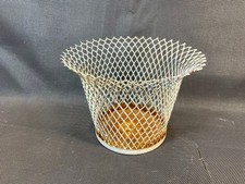 Ancien cache pot en métal