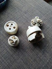 Lot  4 Anciens Accessoires  Electriques Douilles Interrupteur Porcelaine  