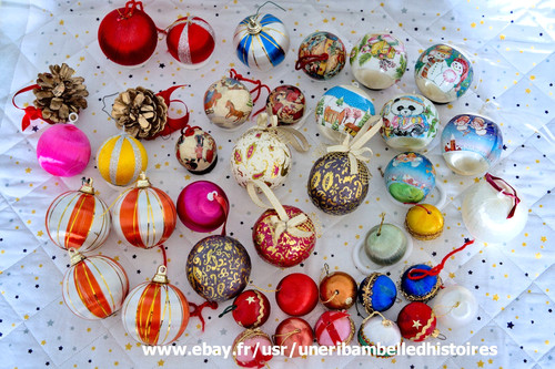 Lot boules et décorations - de,