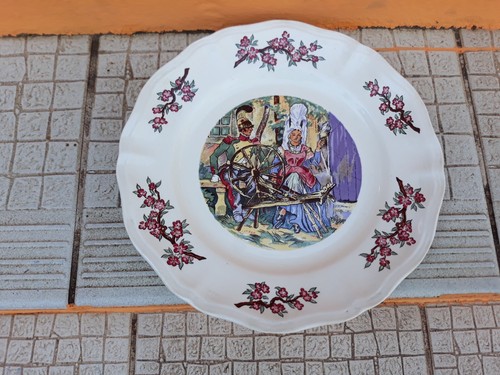 Assiette plate ancienne - assiette,