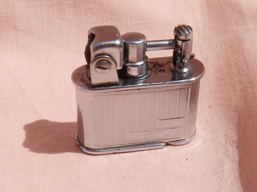 Beau ancien briquet lancel - beau,