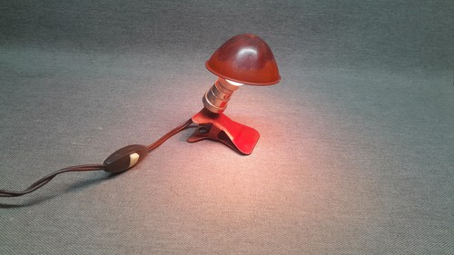Ancienne lampe pince - ancienne,