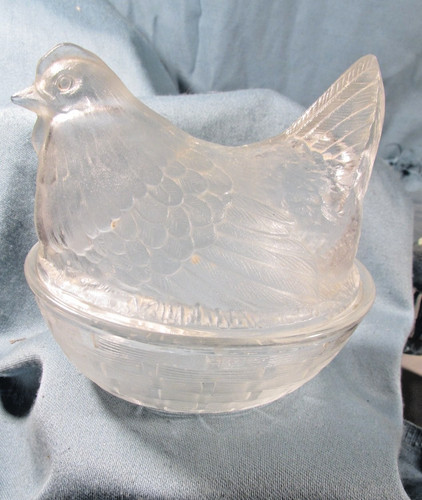 Poule bonbonnière autre - poule, ou