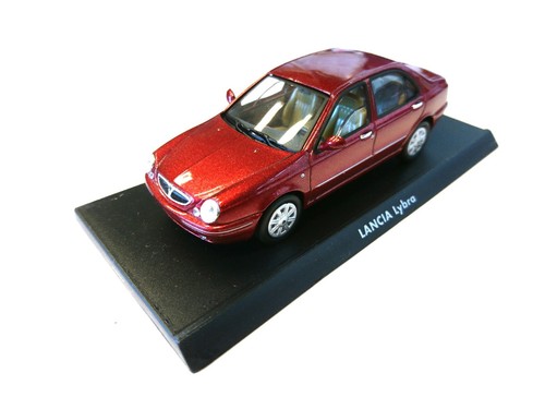 Voiture lancia lybra - lancia,