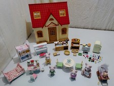 MAISON COSY COTTAGE DU VILLAGE SYLVANIAN- LITS- CUISINE- FRIGO- PIANO- LANDAU
