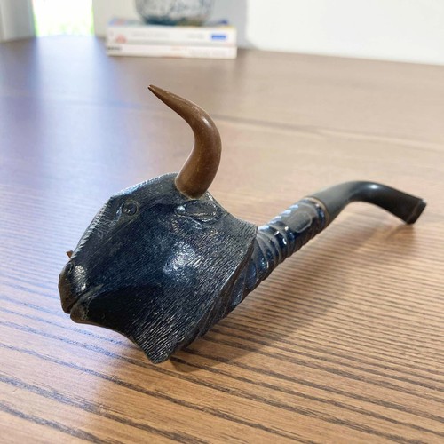 Pipe ancienne sculptée - , –