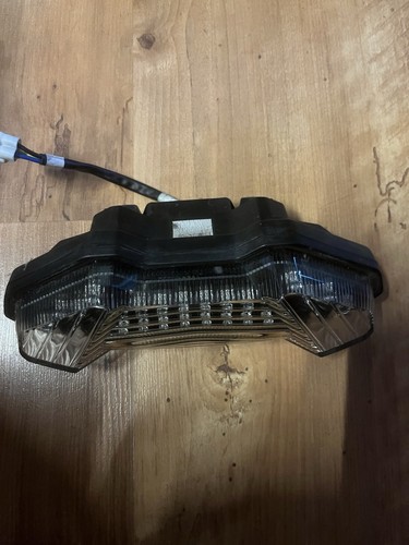 Feux arrière yamaha 09 - feux,