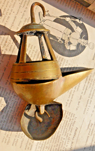 Ancienne lampe huile en - a,