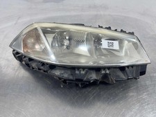 89307000 phare droit RENAULT