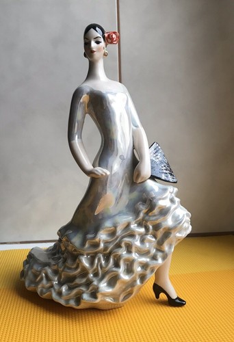Figurine porcelaine danse - en,