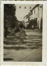 PHOTO ANCIENNE - VINTAGE SNAPSHOT - SPORT CYCLISME COURSE VÉLO VITESSE FLOU-BIKE