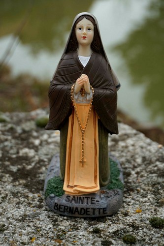 Re0328 figurine statuette - re0328,