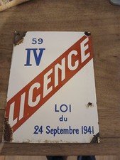 PLAQUE EMAILLEE BOMBEE LICENCE