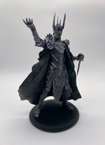 Weta workshop sauron statue - weta,