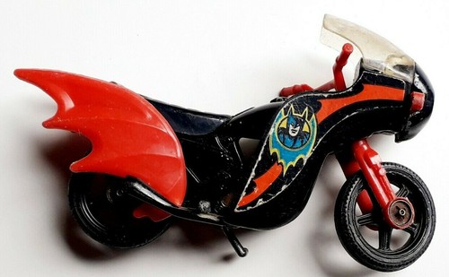 Batcycle batman corgi toys a - batcycle,
